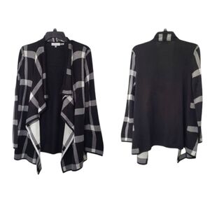 Calvin Klein Black & White Plaid Cardigan Size Small Petite
